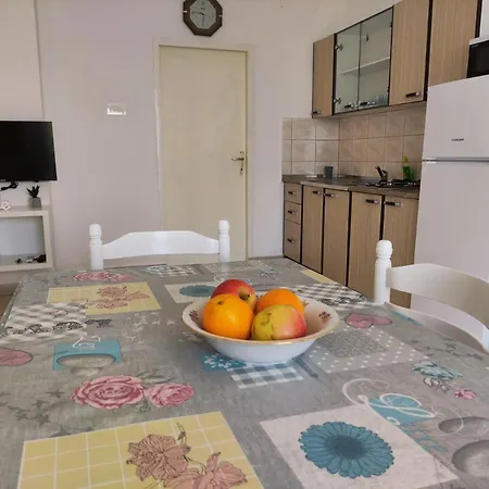 Irena Apartman Veprinac