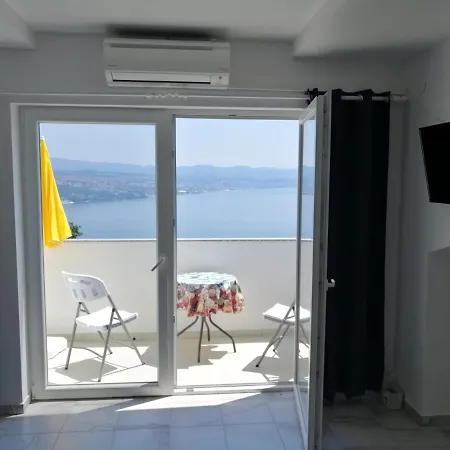 Apartment Irena *