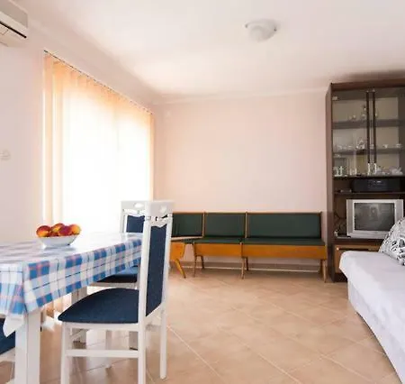 Irena Apartament *